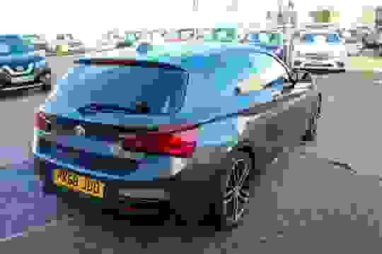 BMW 1 SERIES Photo 8f539adf-0bcb-48c5-9ae8-2a5b319115a7.jpg