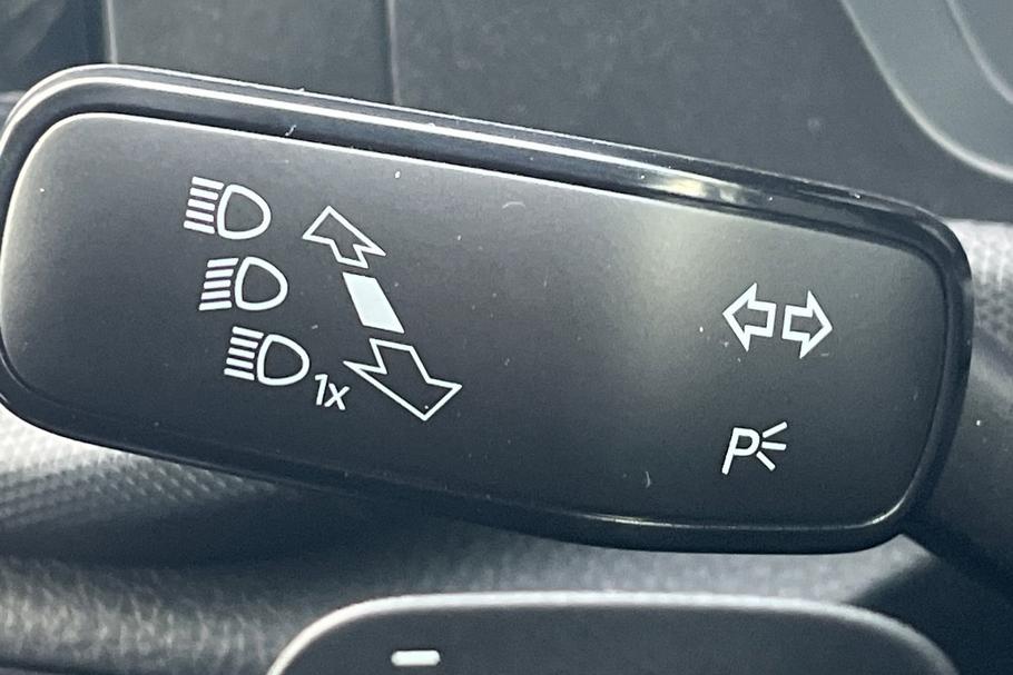 Used Ford TRANSIT CONNECT 18/N125937 28