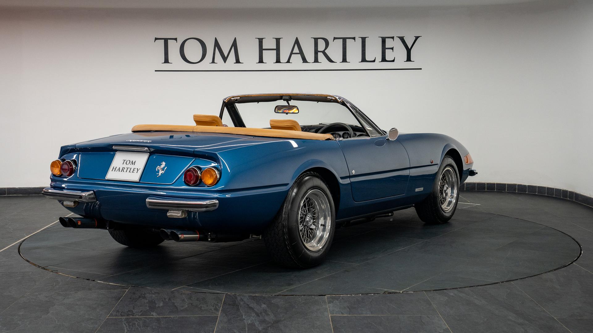 Ferrari 365 GTB/4 Daytona Photo 8f572c89-e659-45fa-9199-185c3529fa62.jpg