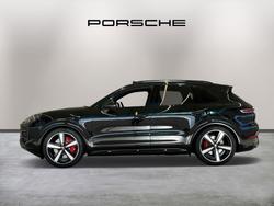 Porsche Cayenne Photo 4
