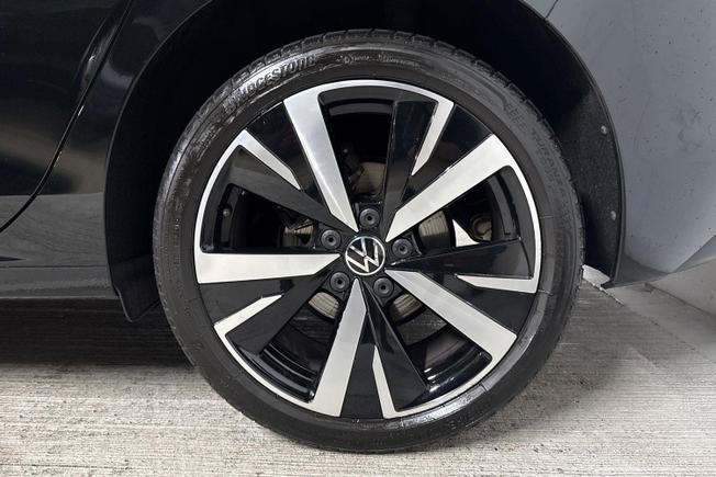 VOLKSWAGEN Golf Photo 5
