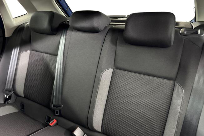 VOLKSWAGEN Polo Photo 9
