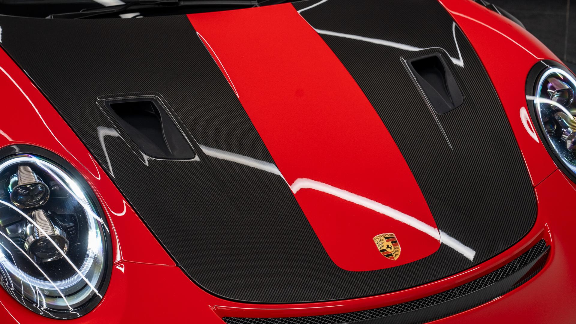 Porsche 911 Photo 8f9b76ac-4cce-4ceb-aa4f-aa59225088e6.jpg