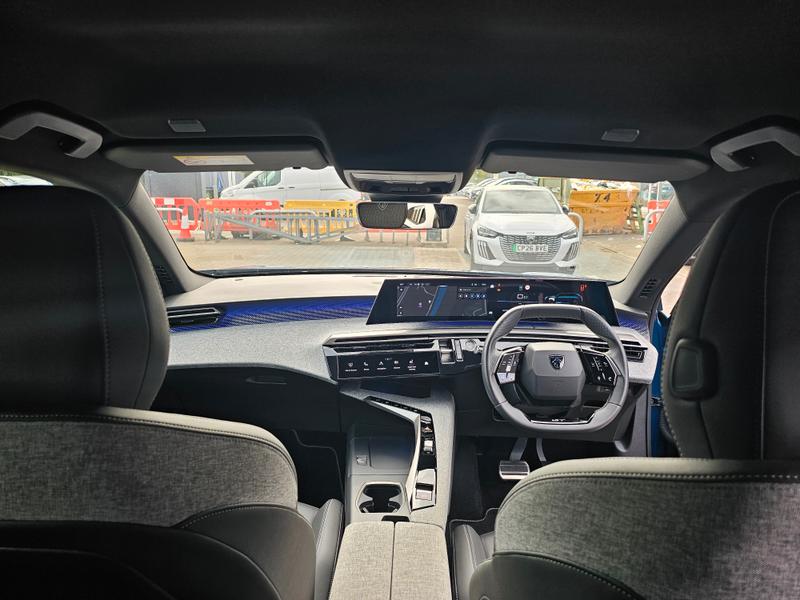 2025 25 PEUGEOT 5008