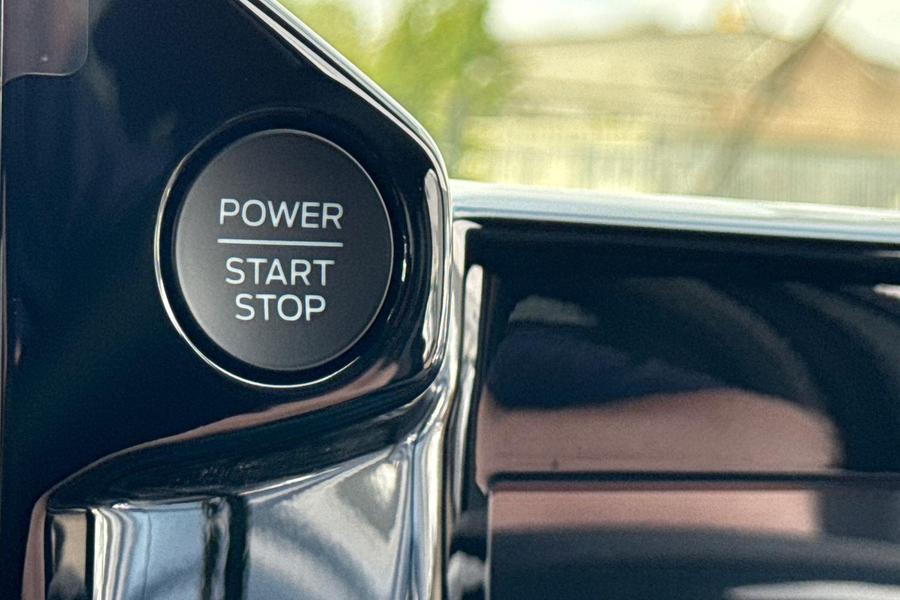 Ford TRANSIT CUSTOM Photo 8fd4303b-5456-4040-96e4-984f11f97baf.jpg