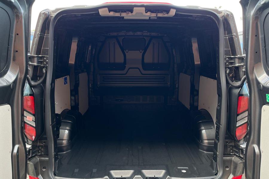 Ford TRANSIT CUSTOM Photo 8fd92588-a23d-4778-9c11-c28cf8e2061b.jpg