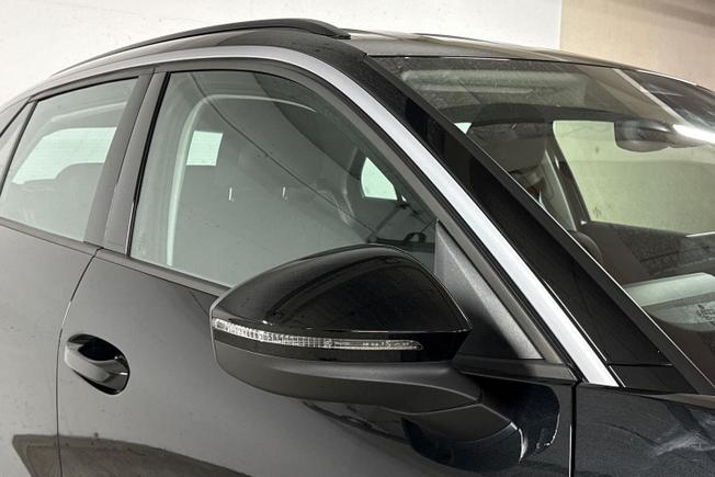 Volkswagen T-Roc Photo 20
