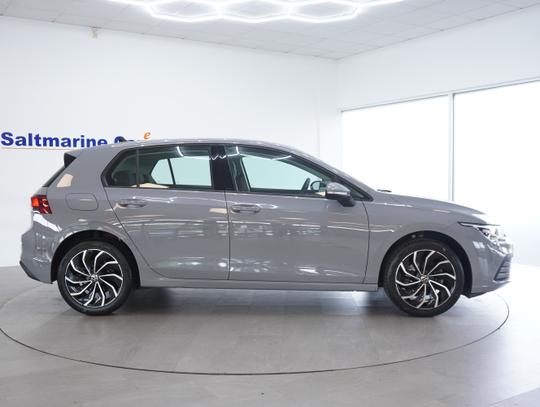 Volkswagen Golf Photo 8fee2c3d-7d25-4cd9-9553-8e1ce3e2423b.jpg
