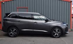Peugeot 5008 Photo 1
