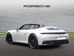 PORSCHE 911 Photo 2