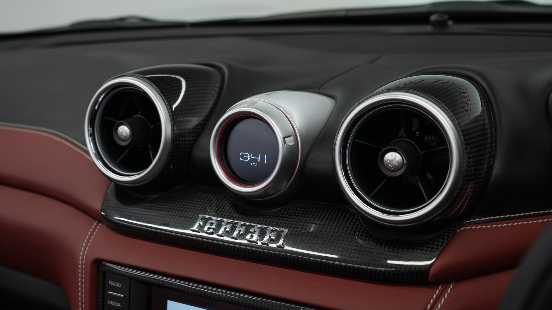 Ferrari California Photo 8ffe8520-678e-458b-829c-17d0639b96c6.jpg