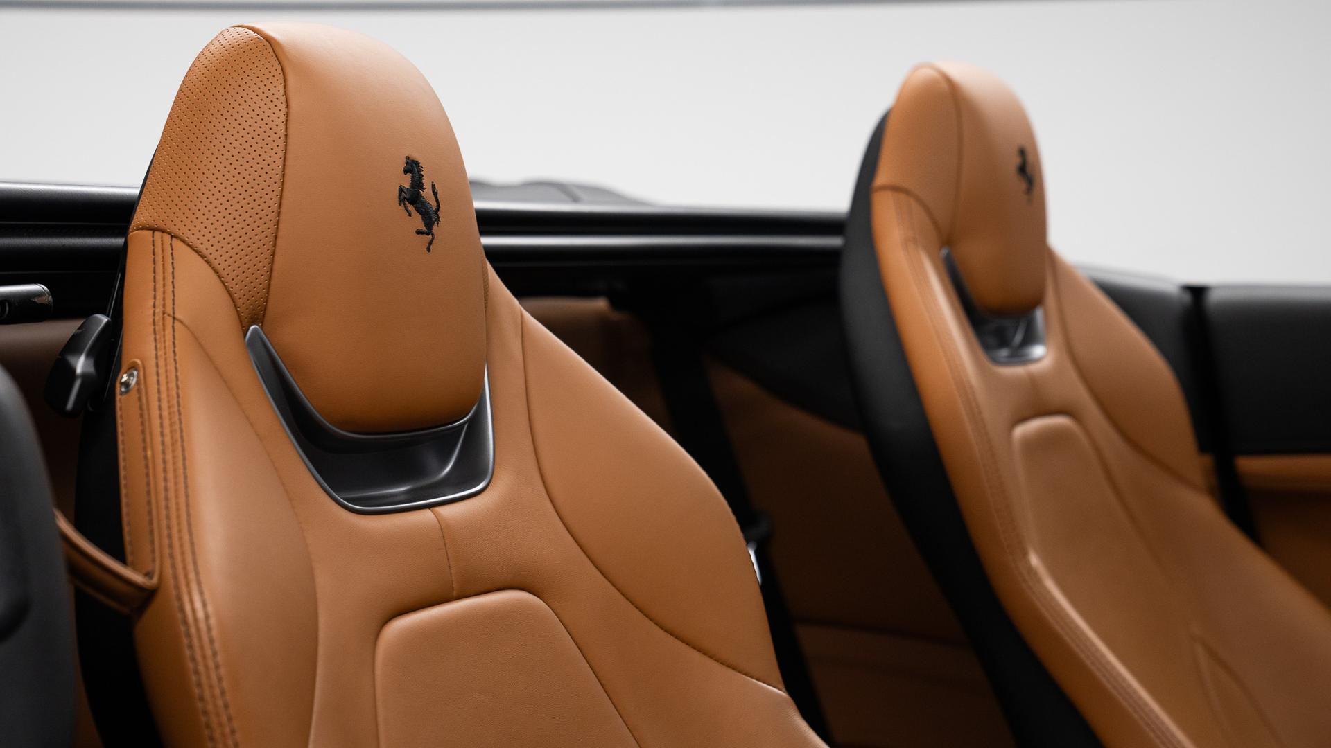 Ferrari Portofino Photo 9000831f-e5e6-49d0-adc1-9b3e8fe5a2ce.jpg