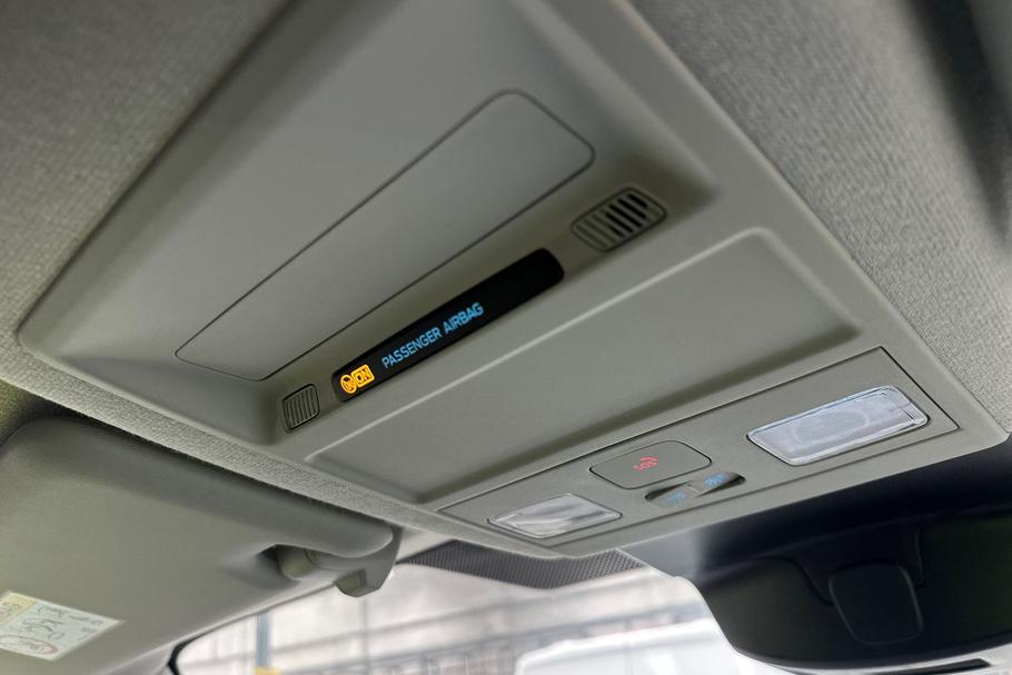 Used Ford TRANSIT CUSTOM CUSTLIMPHEV01 30