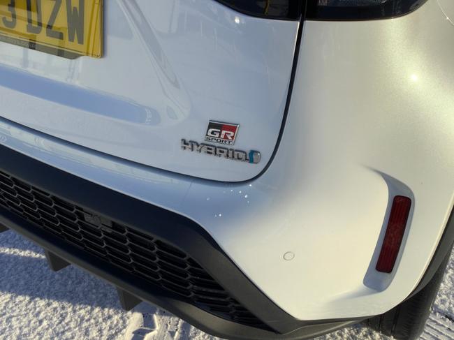 Toyota Yaris Cross Photo 902c2e66-2130-464c-8661-f0f3d2774e87.JPG