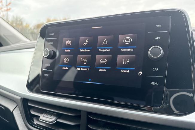 Volkswagen T-Roc Photo 14