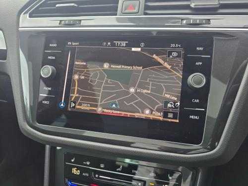 Volkswagen Tiguan Photo 904c804d-56a5-49d5-be20-63be8e378dce.jpg