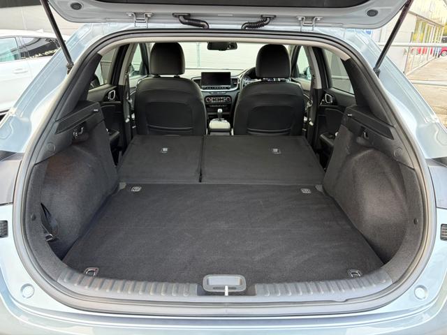 Kia XCeed Photo 90557f4e-5baf-4a8a-8bee-7c9b19b41c66.jpg