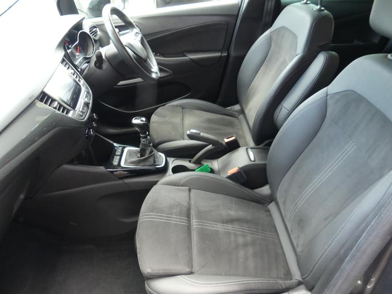 Vauxhall Crossland Photo 90620c9f-4836-42a5-ba90-dbed23cad985.jpg