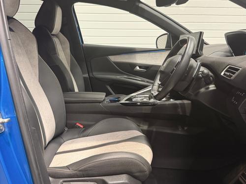 Peugeot 3008 Photo 90a639e5-d04a-4da5-babe-35eb32b8a70d.jpeg