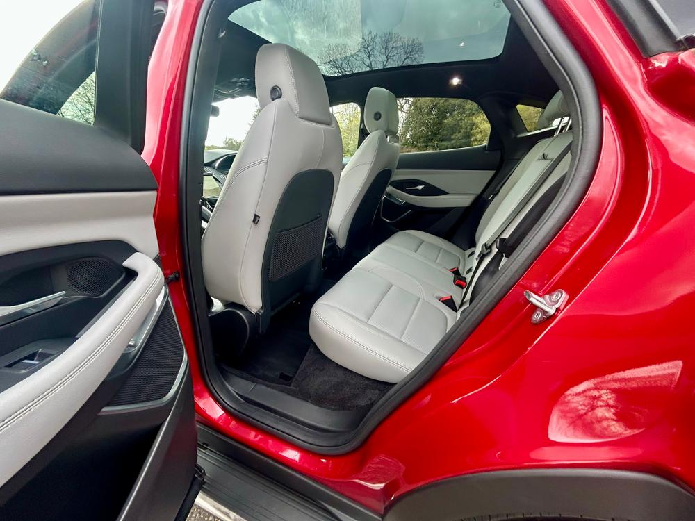 Used Jaguar E-PACE HK24LKV 29