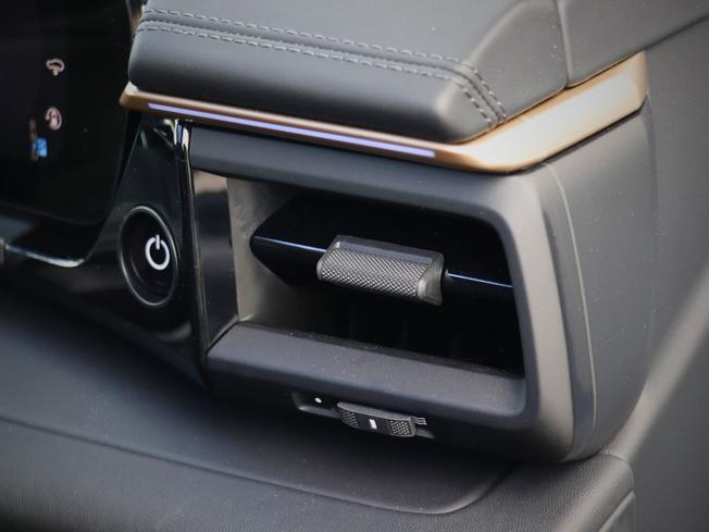 PORSCHE Macan Photo 24