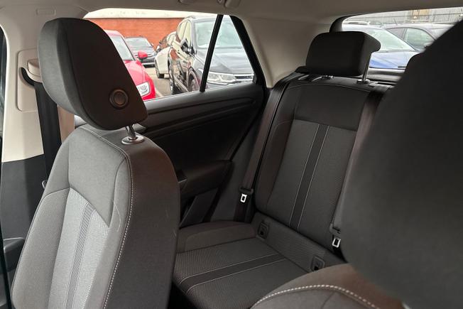 Volkswagen T-Roc Photo 44