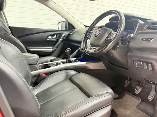 Renault Kadjar Photo 90bb6ae5-9b95-4faa-a4dc-c2d1b7fe54ce.jpeg