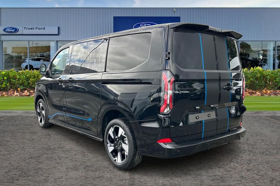 Ford TRANSIT CUSTOM Photo 90bc9af6-e716-4660-8f3c-55330c8ccbae.jpg