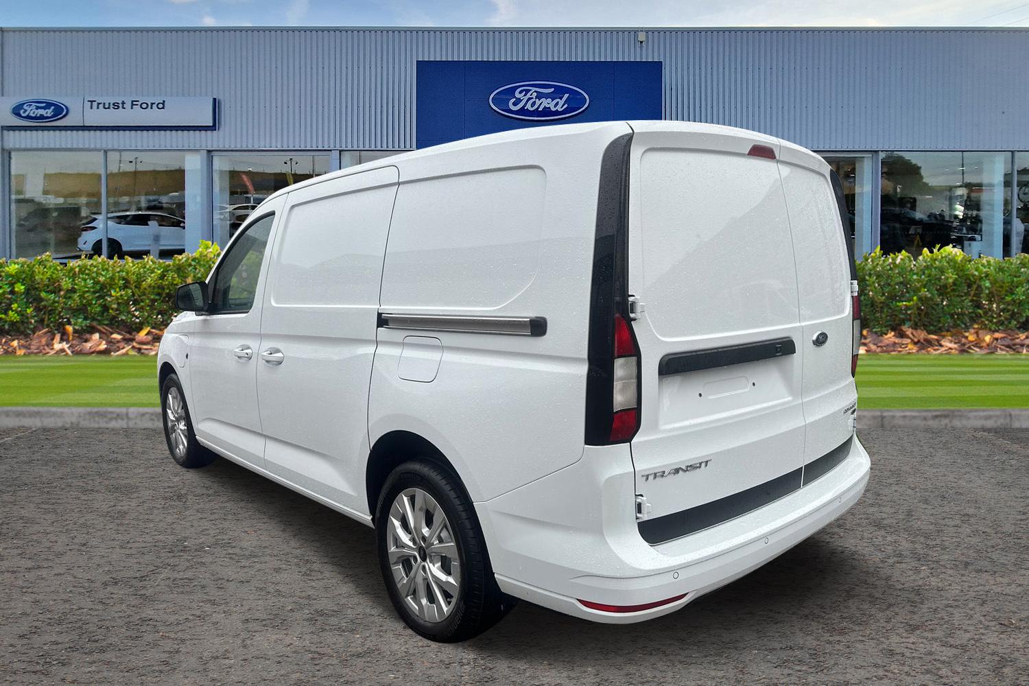 Ford TRANSIT CONNECT Photo 1