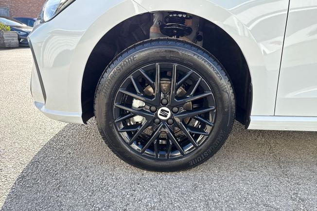 SEAT Ibiza Photo 26