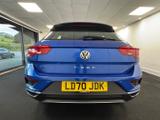 Volkswagen T-Roc Photo 8