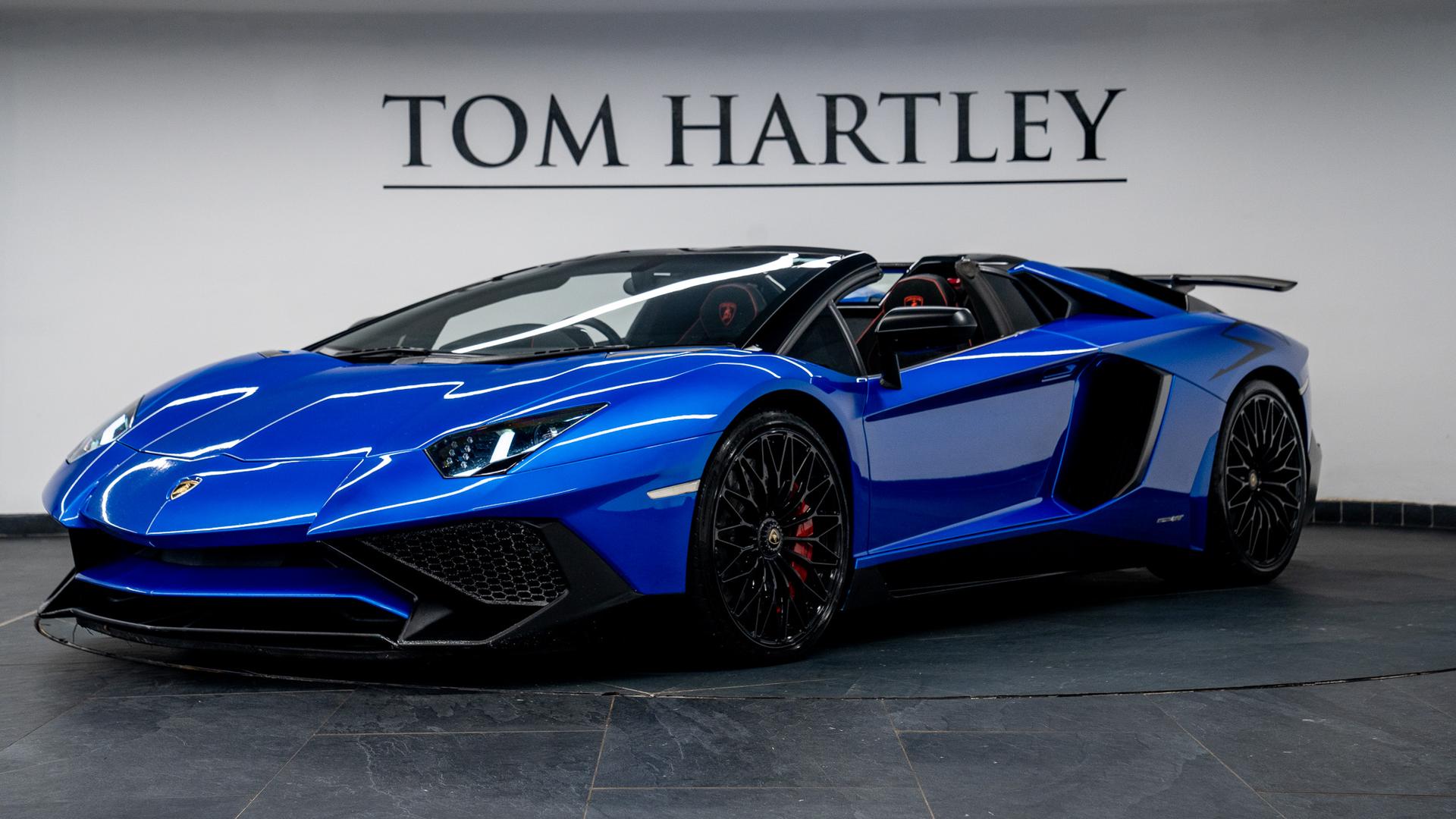 LAMBORGHINI Aventador Photo 90e72135-b82d-423a-8381-36f15f0693c2.jpg