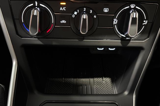 Volkswagen  Polo Photo 24