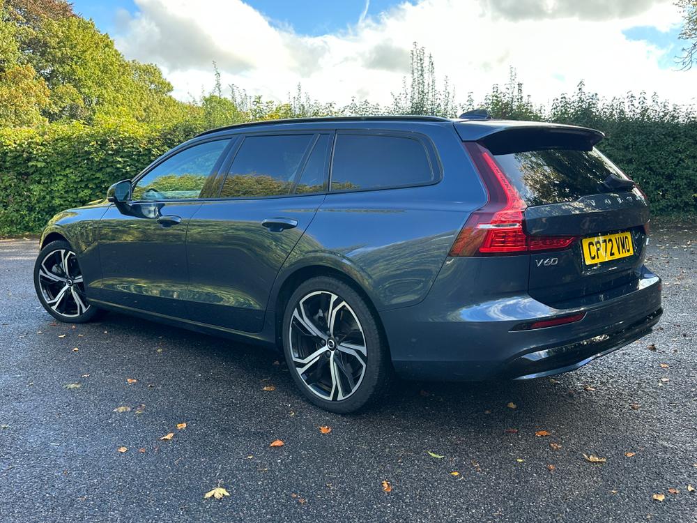 Used Volvo V60 CP72VMO 13