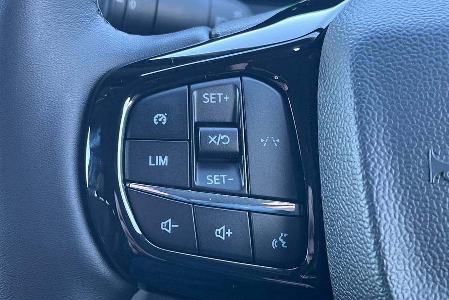 Used Ford TRANSIT CUSTOM L1DCIVPHEV07 29