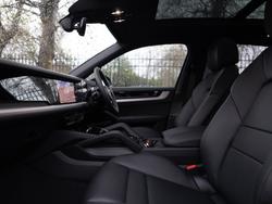PORSCHE Cayenne Photo 3