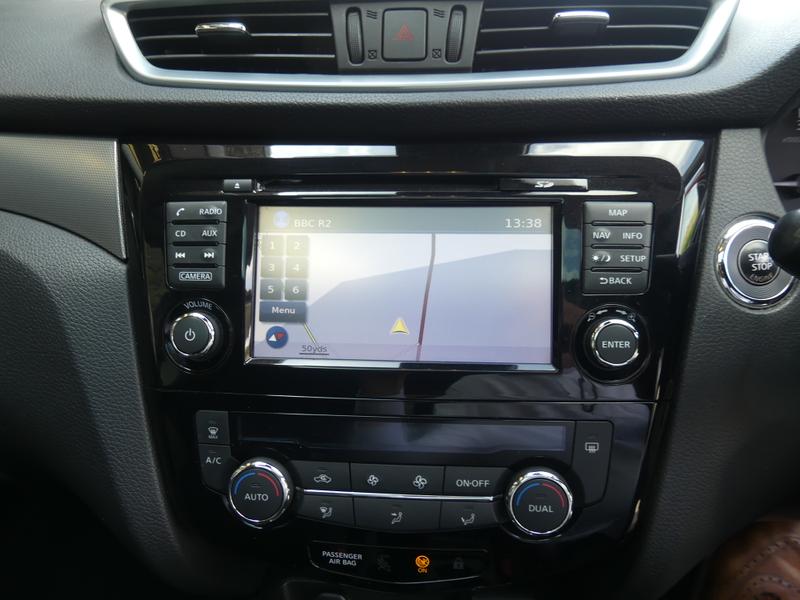 Nissan Qashqai Photo 91019a7d-7bd2-4b8f-9c1e-cc42ed66ba8c.jpg