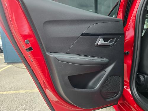 Peugeot 208 Photo 9126da72-b495-4f87-a12c-85fb50b5a311.jpg