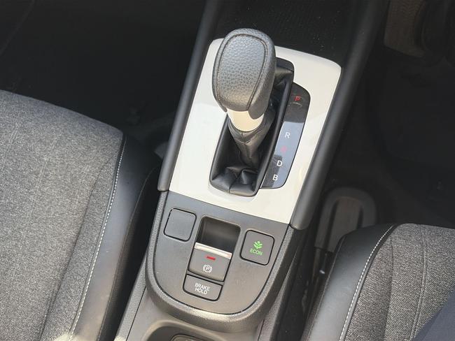 Honda Jazz Photo 9145b5f0-9145-4f99-9587-3e91914f2cb8.jpg