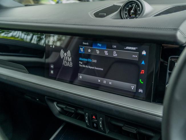 PORSCHE Cayenne Photo 26