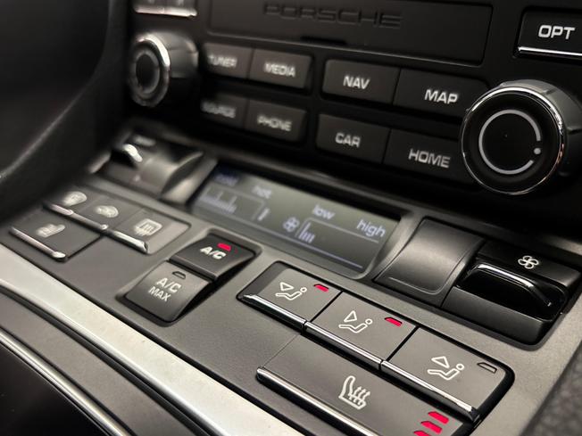 PORSCHE 718 Boxster Photo 52
