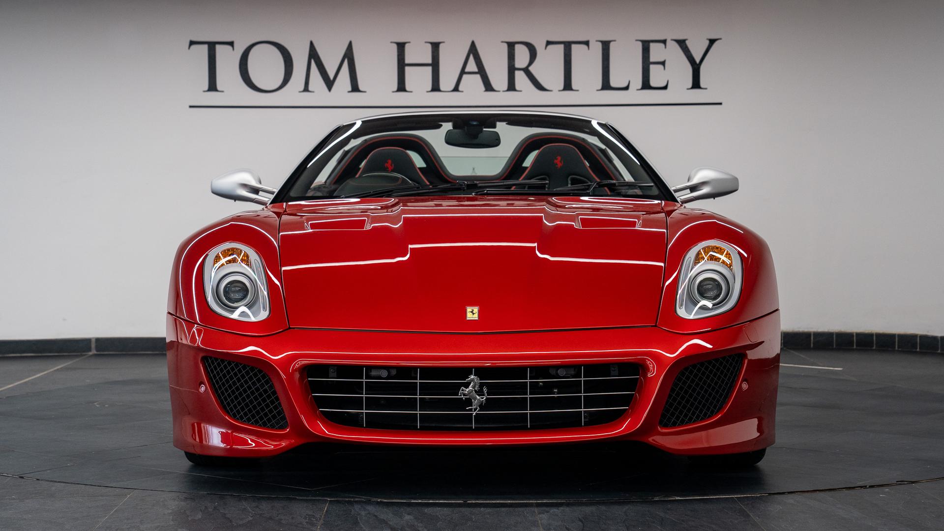 Ferrari 599 Photo 9165e076-def1-492e-b47f-ab56860c03f0.jpg