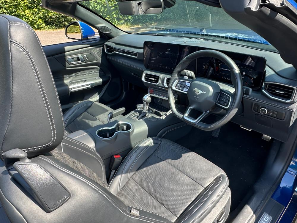 Used Ford Mustang MT25YKB 17