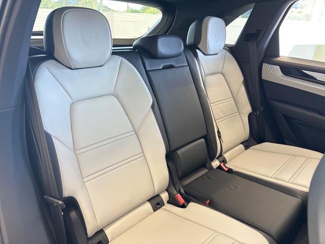 PORSCHE Cayenne Photo 48