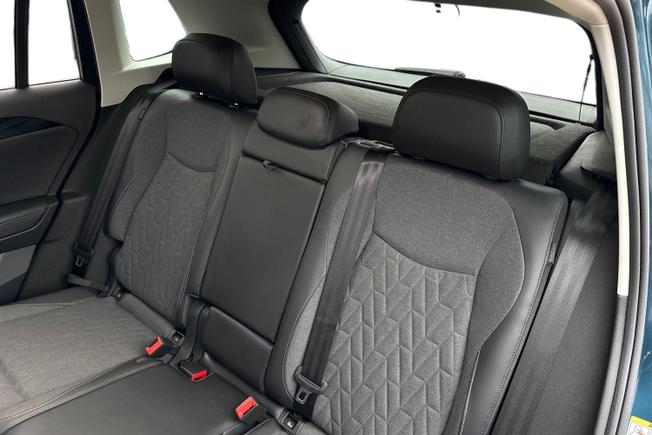 VOLKSWAGEN Tiguan Photo 11
