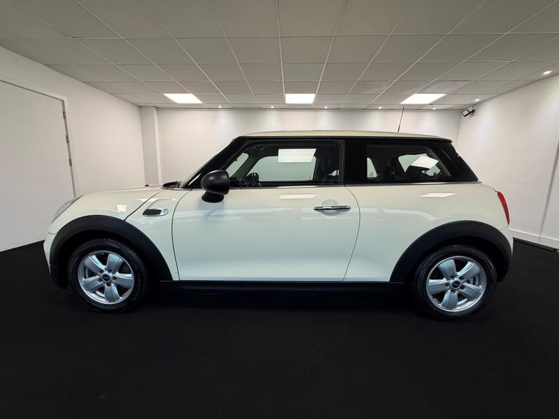 MINI Hatch Photo 9184da4d-1fb6-4a55-8054-73bcd917ed5e.jpg