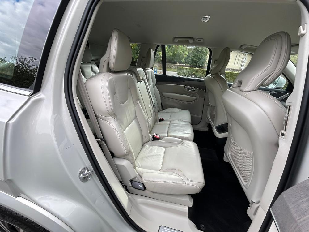 Used Volvo XC90 SD22URT 30