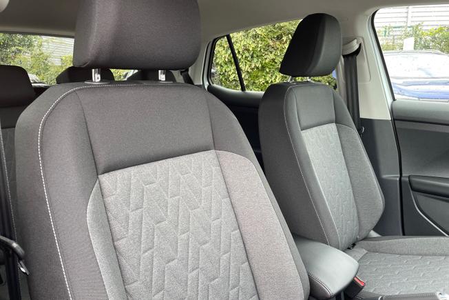 VOLKSWAGEN T-Cross Photo 27