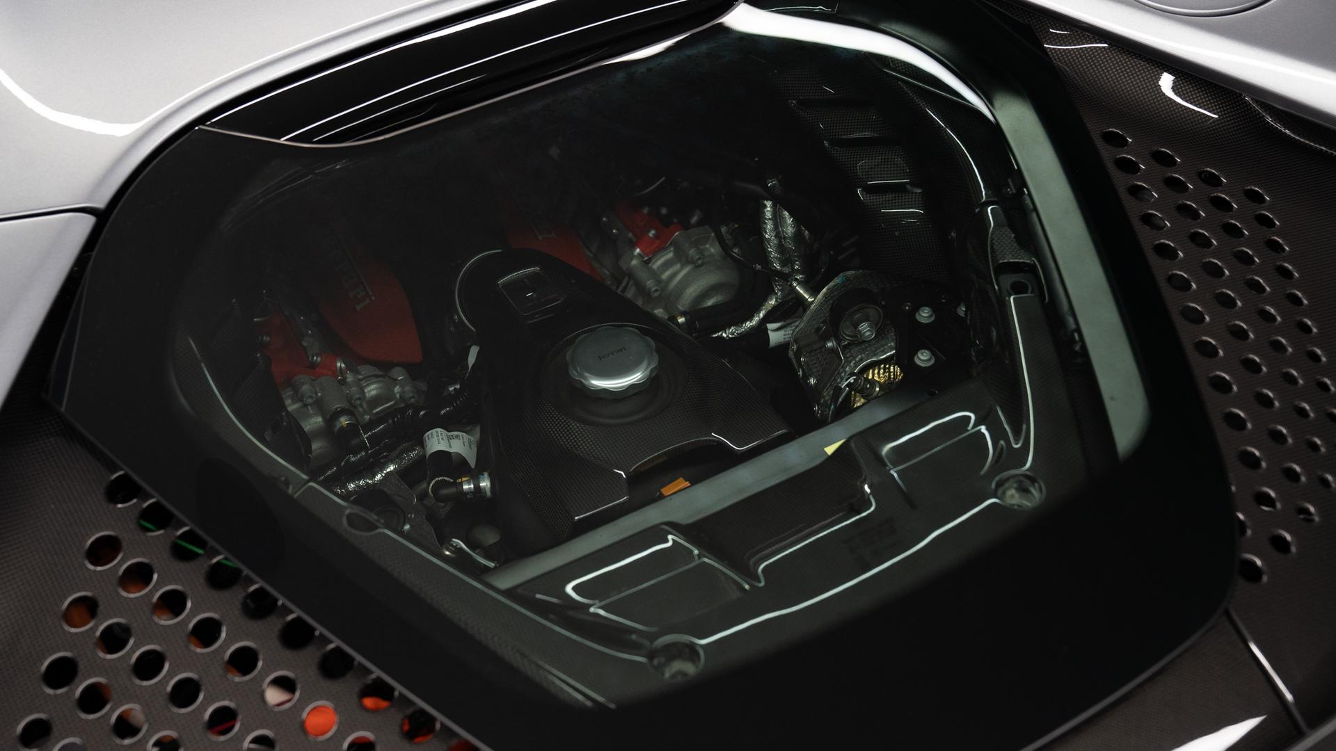 Ferrari SF90 Spider Photo 91ad6d05-1168-45e6-a077-69ce409dd33a.jpg