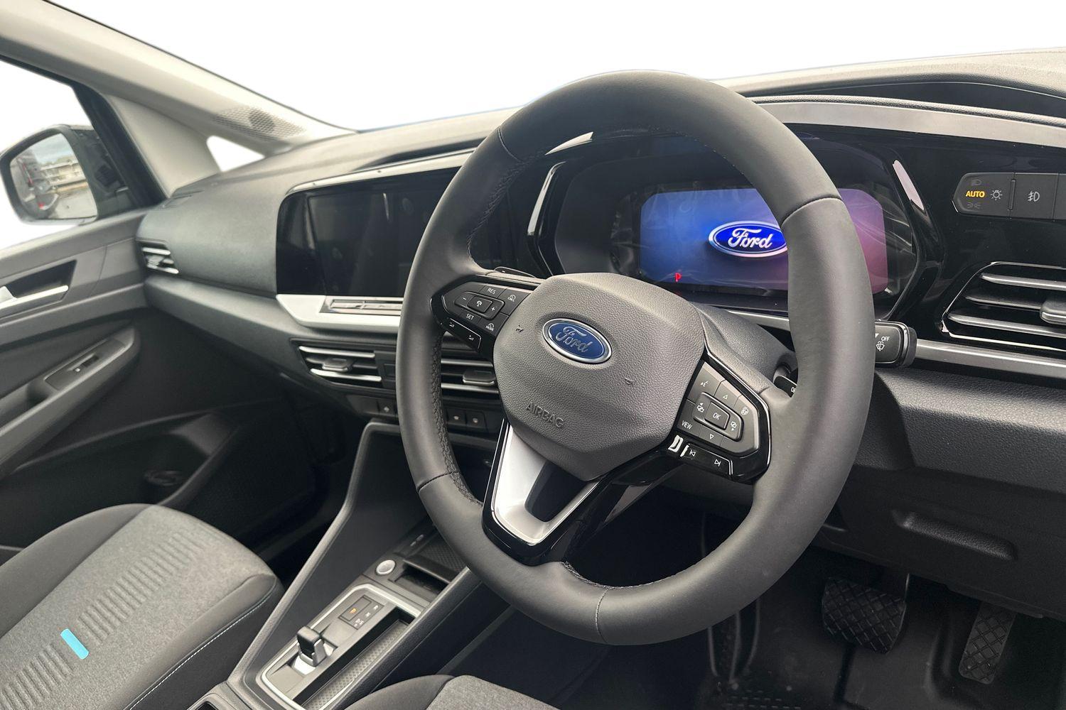 Ford TRANSIT CONNECT Photo 14